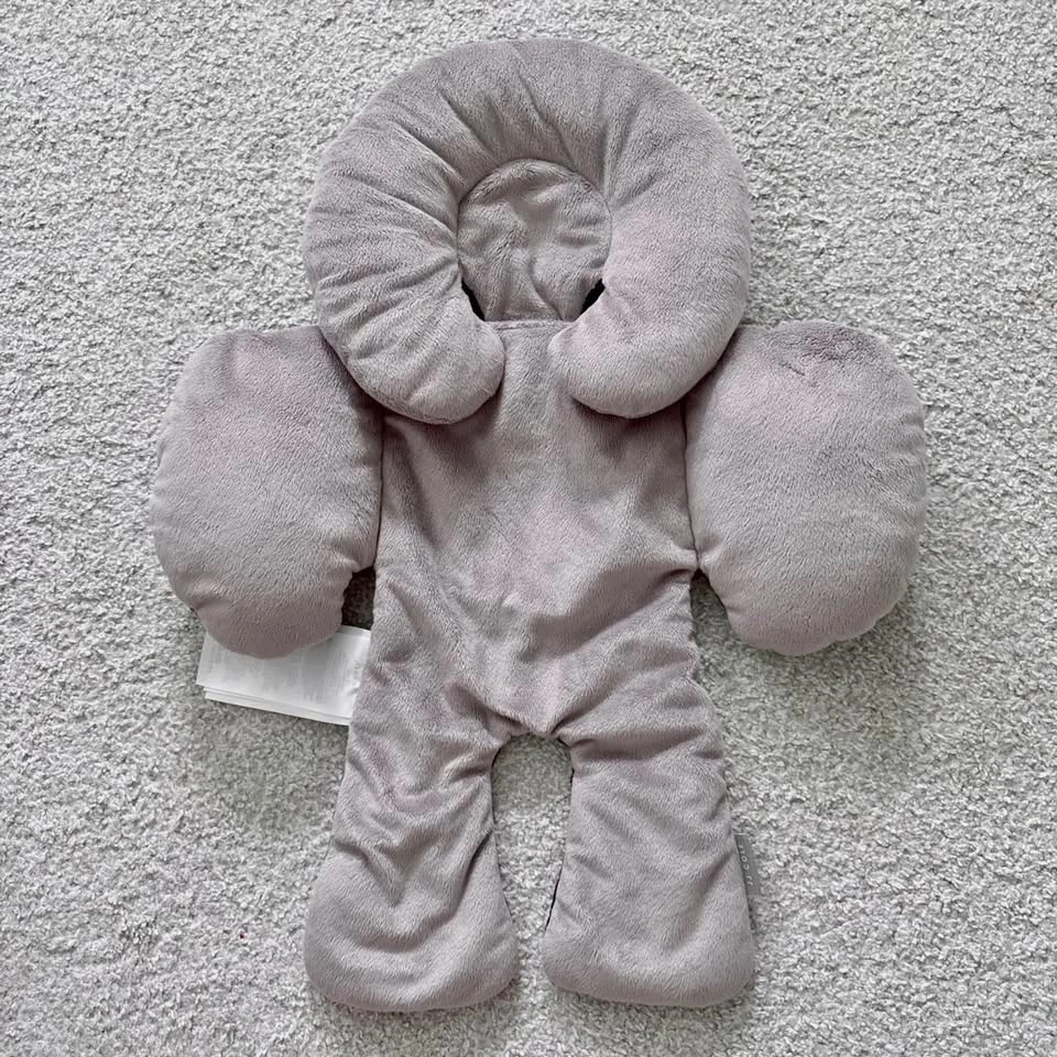 JJ Cole Reversible Baby Head and Body Support Insert ⚽️ - photo 2