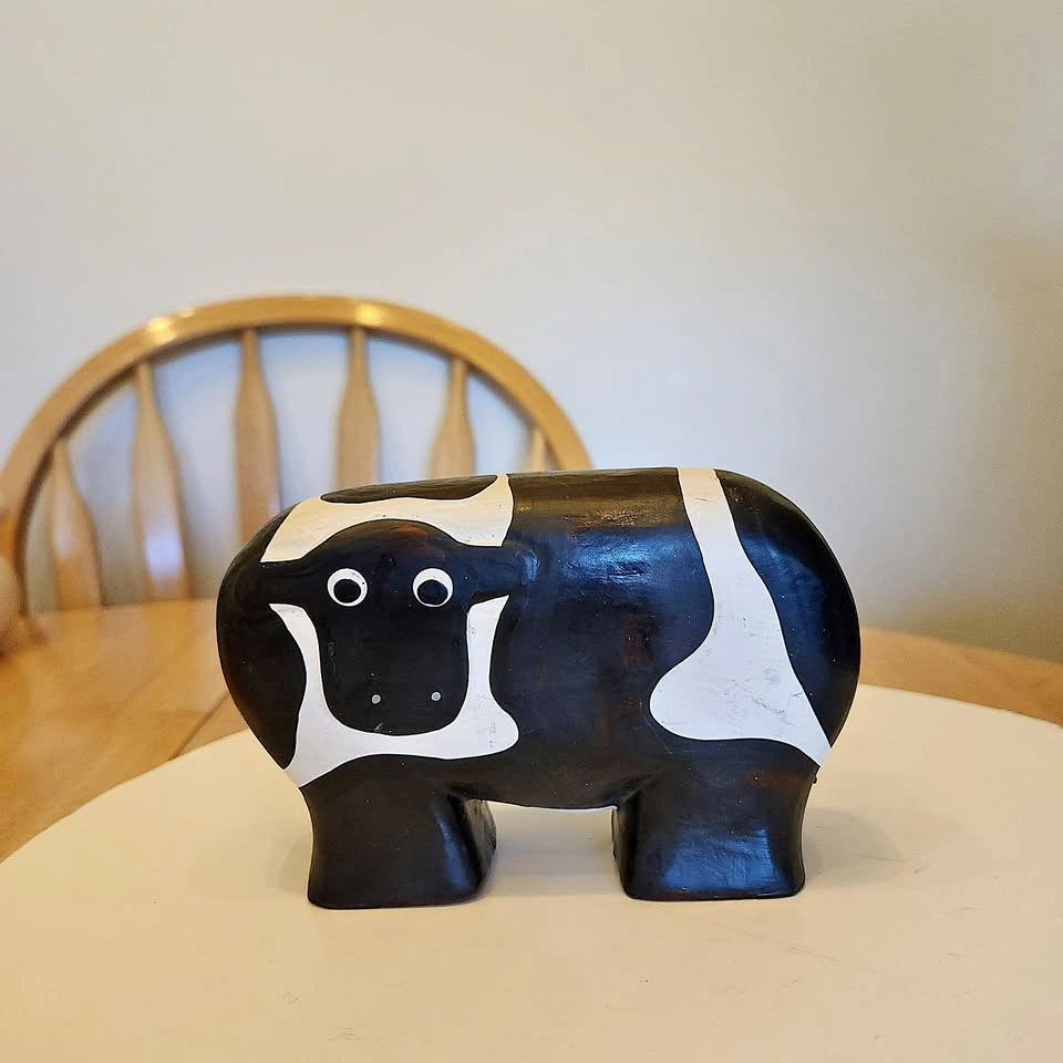 'BESSIE' a Cute Wooden Art Deco Cow Figurine, Decor ⚽️