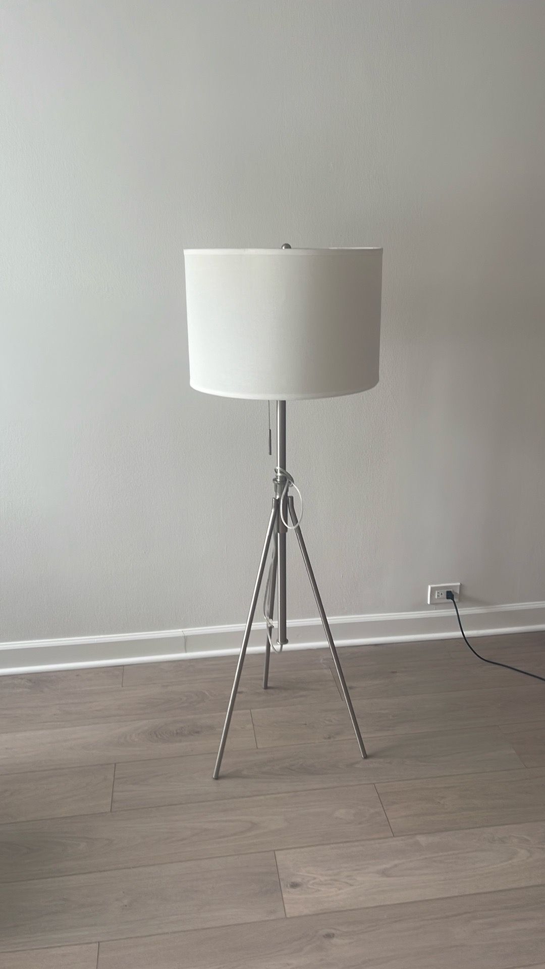 Tripod lamp - photo 3