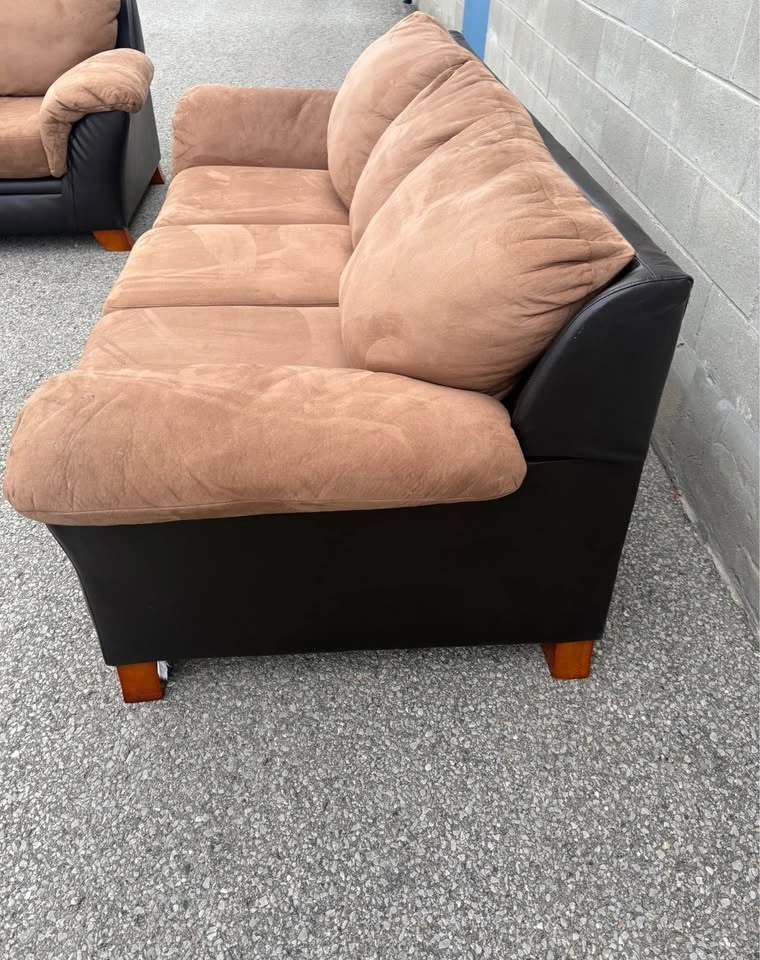 Beige and Brown 3 Seater Sofa - Free Delivery - photo 4