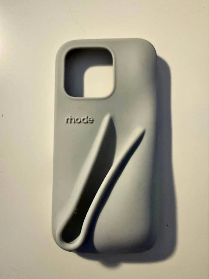 Rhode Lip Case for iPhone 16 pro