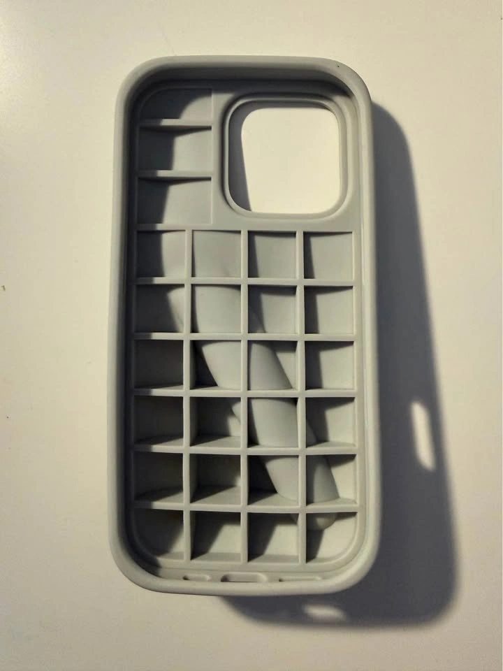 Rhode Lip Case for iPhone 16 pro - photo 2