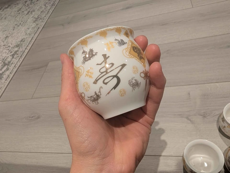 Set of four Jingdezhen Colored Porcelain (景德镇彩) teacups - photo 3