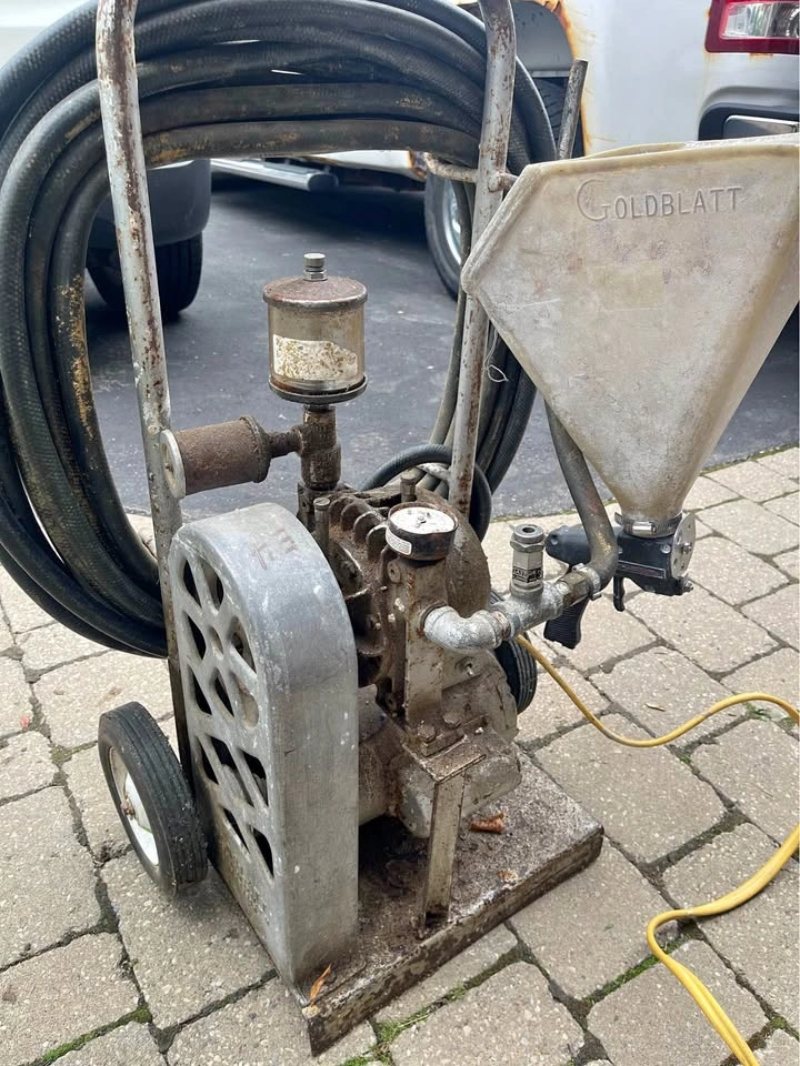 Stucco machine