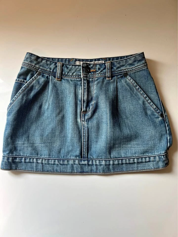 ⚽ Guess Skirt