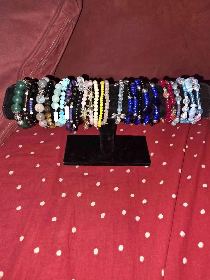 Semi-precious stones bracelets