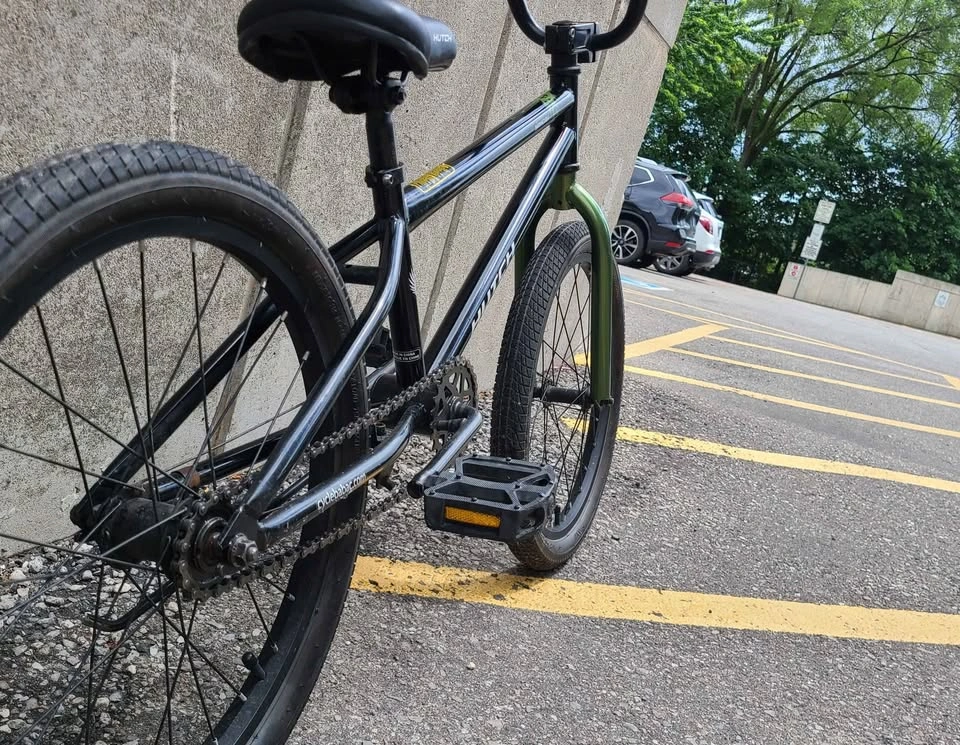 Hutch Barracuda BMX Bike - photo 3