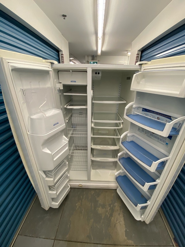 WHIRLPOOL GOLD SERIES FRIDGE - photo 4