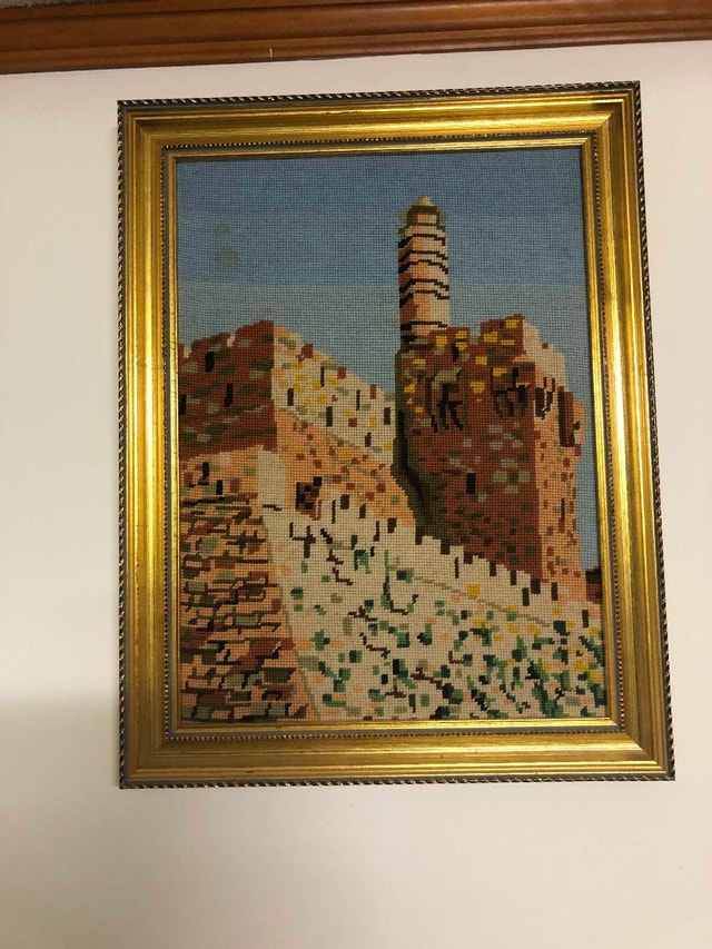 Hanging needle point pictures with frame - photo 2