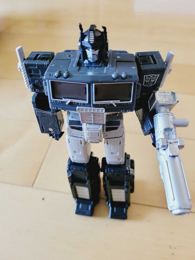 Transformers: Alternate Universe Dark Optimus Prime - photo 2