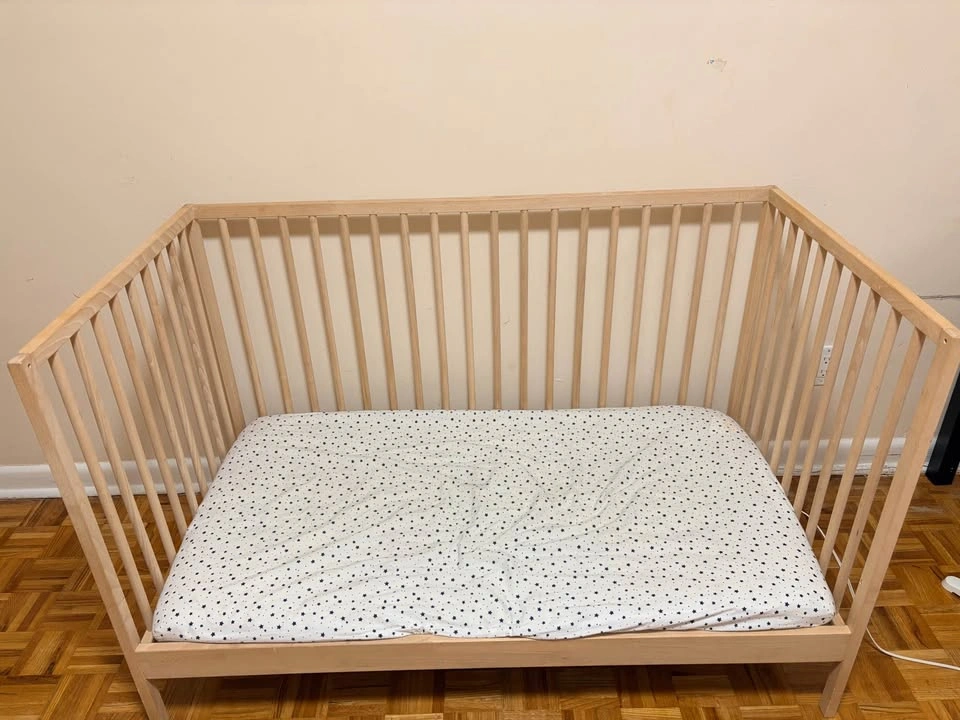 Ikea Baby crib & mattress - photo 2