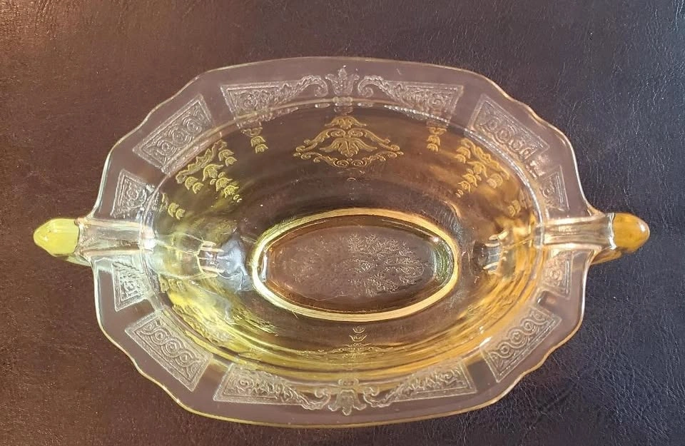 Depression Yellow Glass Dish - photo 3