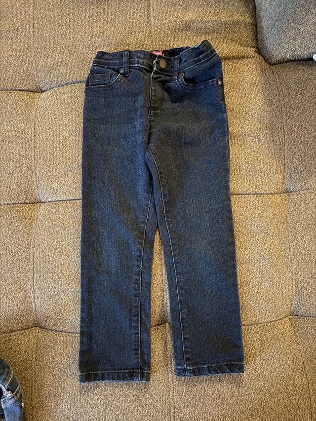 Children's Place and Old Navy Jeans Bundle 4t 5T - photo 4