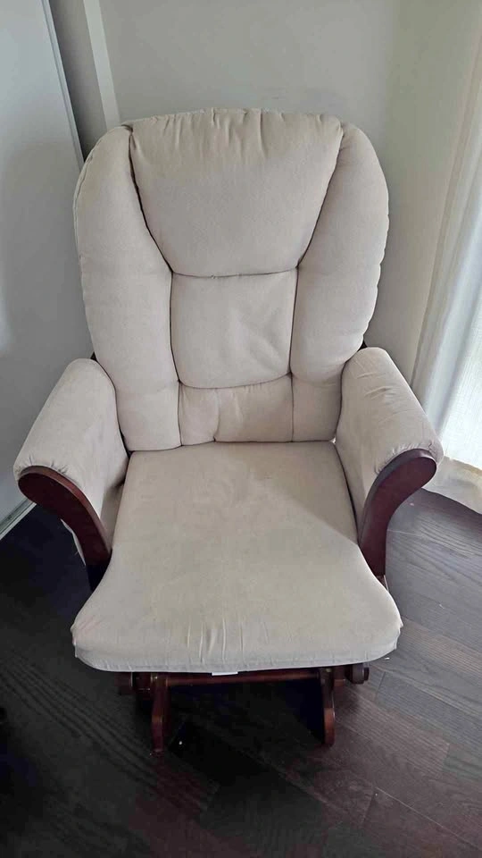 Nursing chair