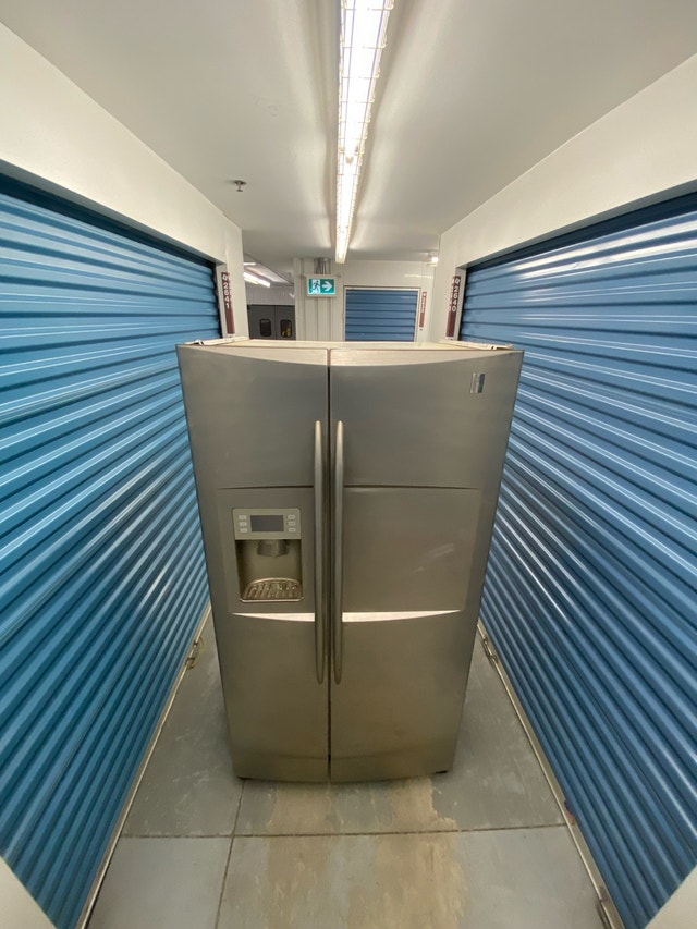 GE STAINLESS STEEL FRIDGE