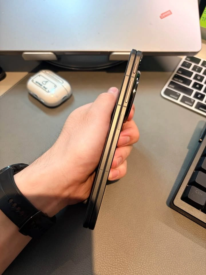 OPPO Find N6 Fold (1TB) – Like New – Full Google Support - photo 5