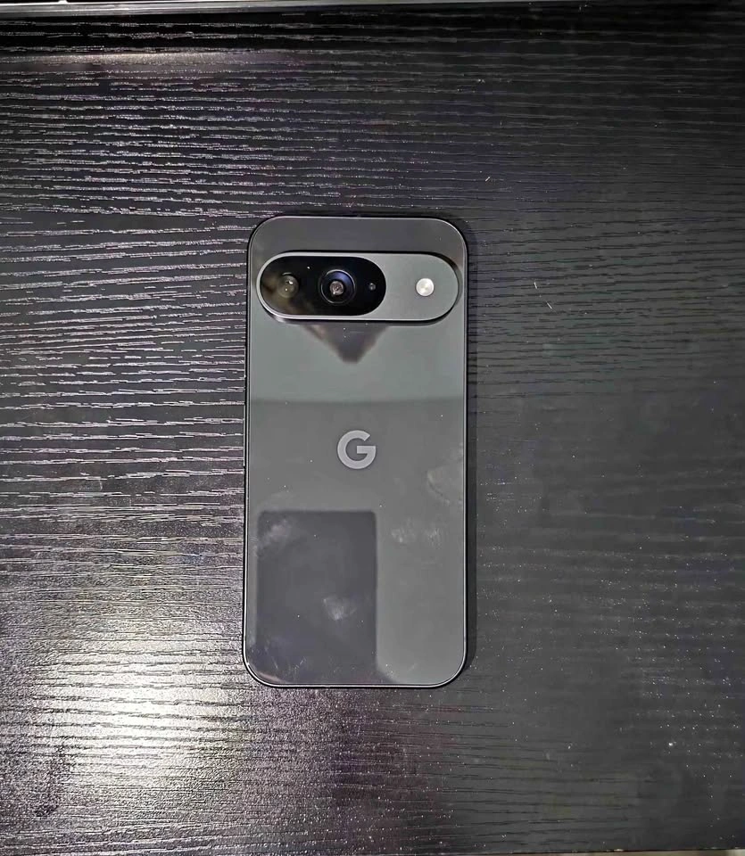 Google Pixel 9 128GB Unlocked Black