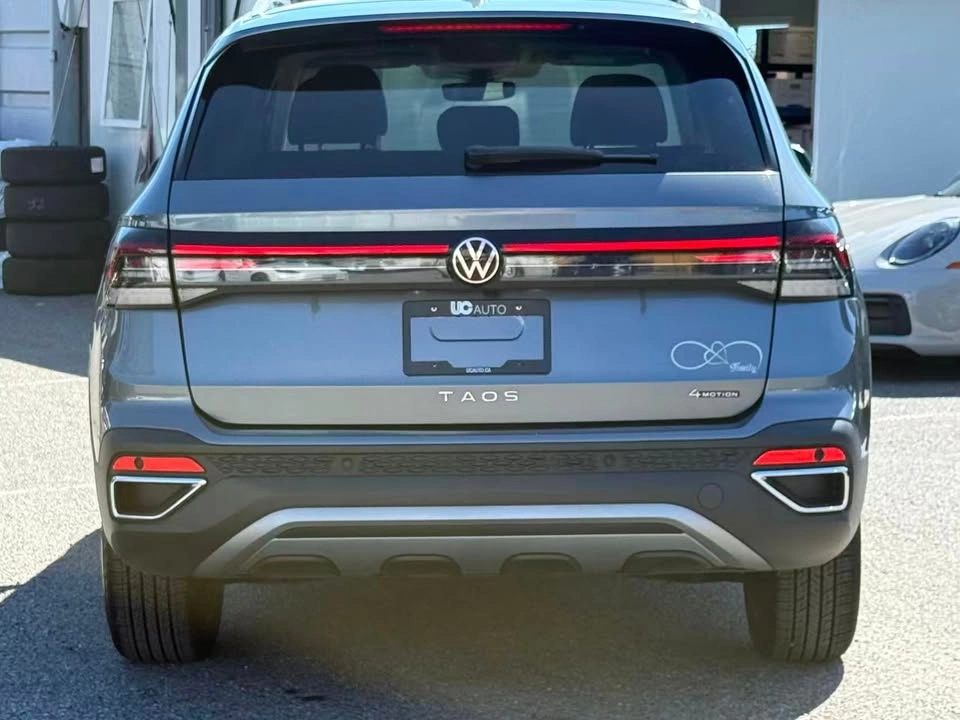 2025 Volkswagen Taos Comfortline 4MOTION/ NO ACCIDENT/ BC LOCAL - photo 5