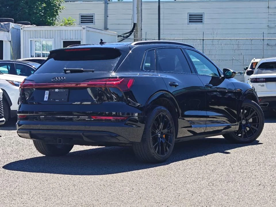 2023 Audi e-tron Technik quattro/S-LINE / NO ACCIDENT/ BC LOCAL - photo 3