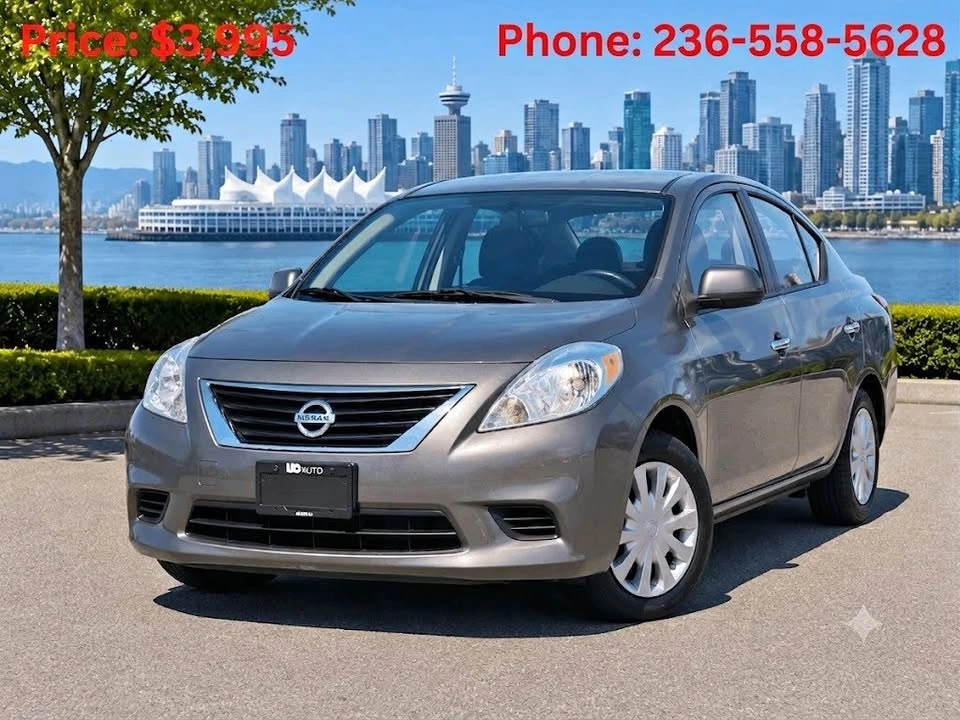 2013 Nissan Versa SV AUTO/ CLEAN TITLE/ BACKUP CAMERA/ CARPLAY