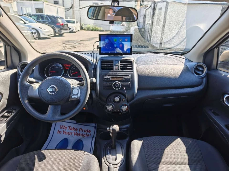 2013 Nissan Versa SV AUTO/ CLEAN TITLE/ BACKUP CAMERA/ CARPLAY - photo 5