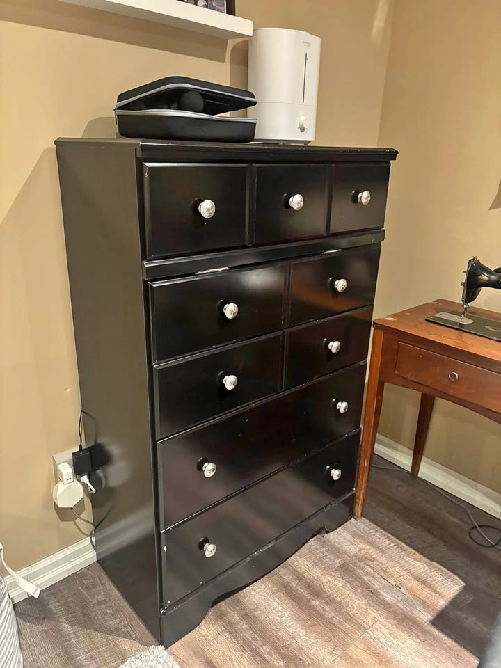 Dresser