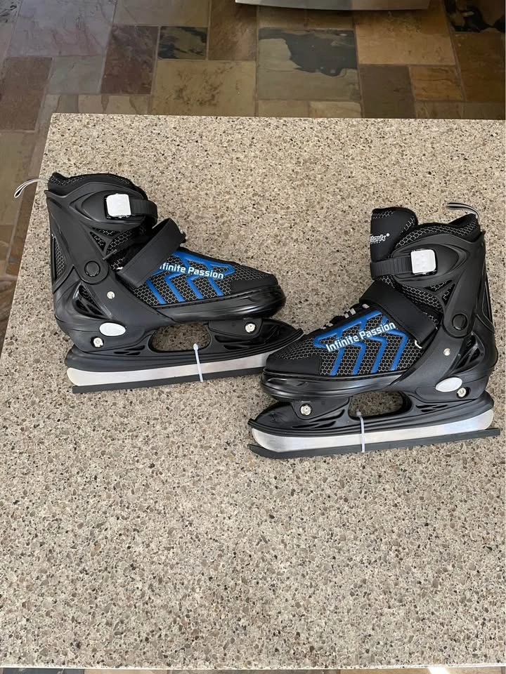 BRAND NEW ice skates