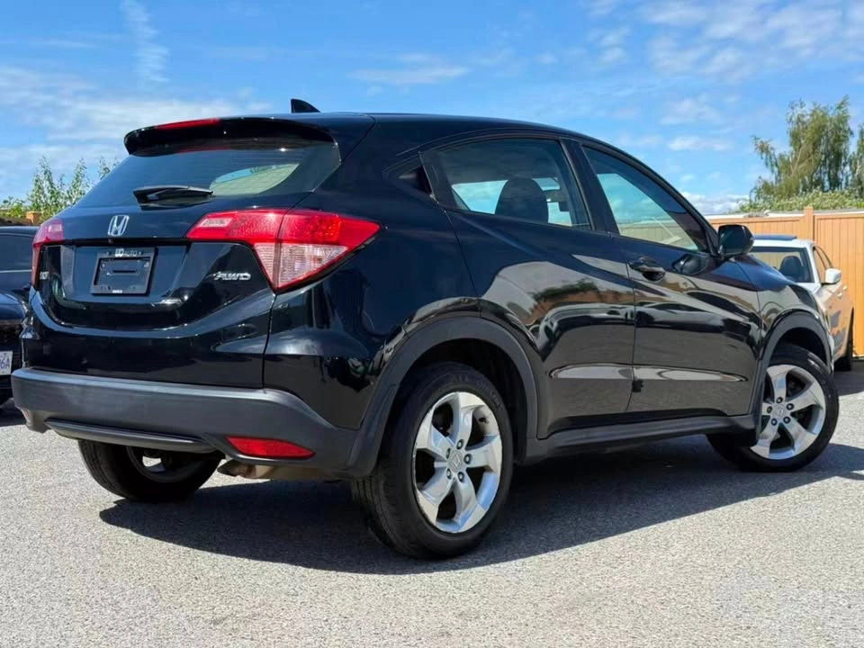 2016 Honda HR-V 4WD LX/ NO ACCIDENT/ BC LOCAL - photo 5