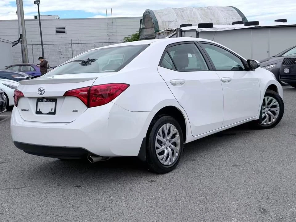2018 Toyota Corolla SE AUTO/ CLEAN TITLE/ BC LOCAL/ ONE OWNER - photo 5