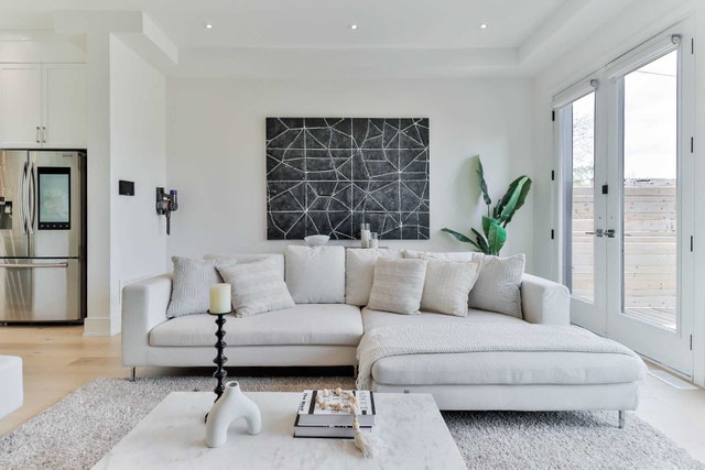 Rove Concepts - Hugo Sectional in Alesund