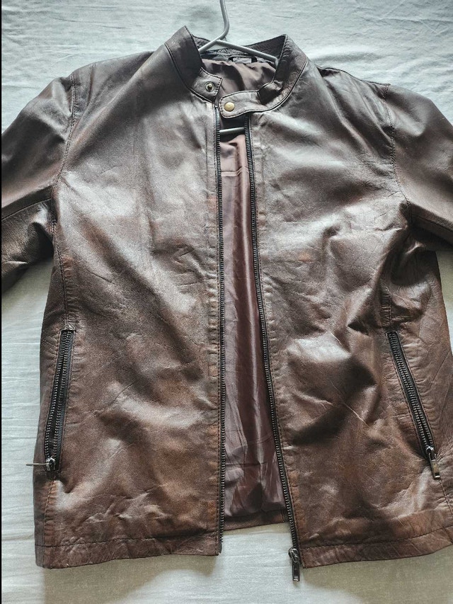 Handmade Genuine Sheepskin Leather Jacket – Size M | $150 OBO