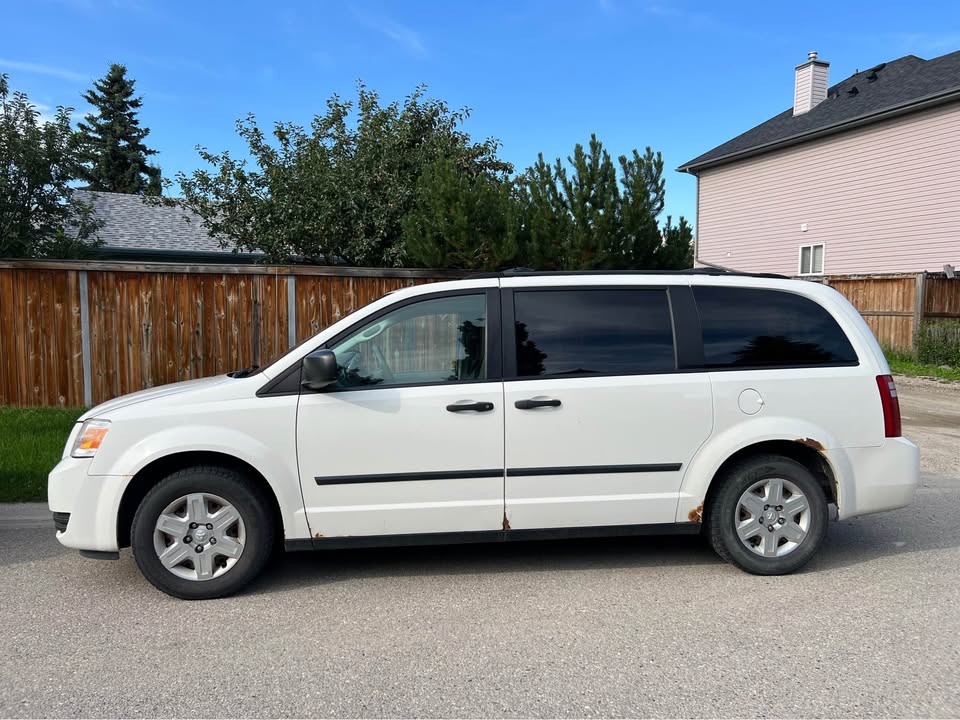 2009 Dodge Grand Caravan - photo 2