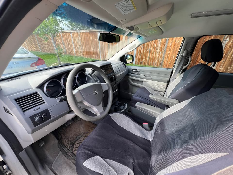 2009 Dodge Grand Caravan - photo 5