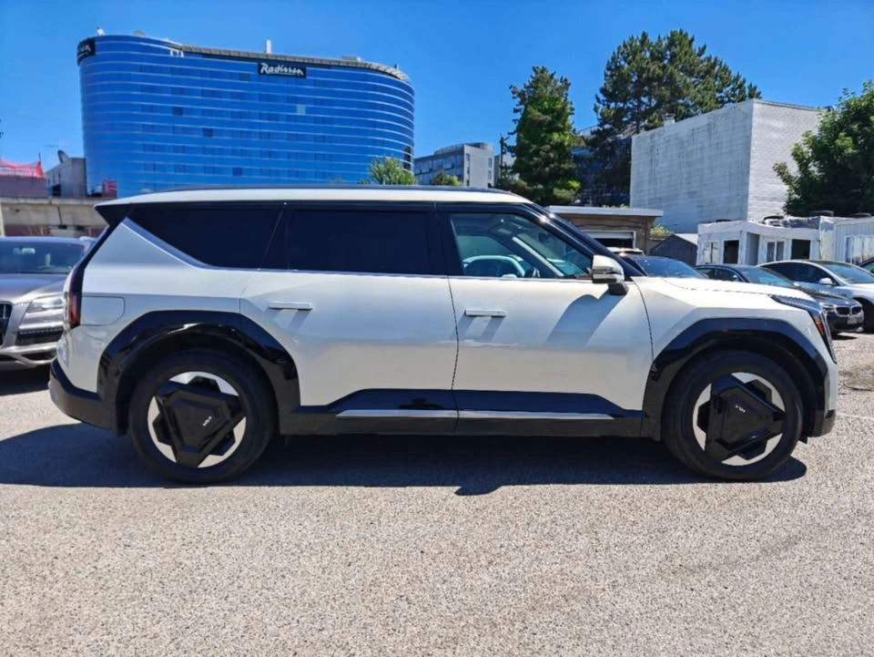 2025 Kia EV 9 - photo 4