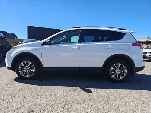 2017 Toyota RAV 4 LE HYBRID - photo 4