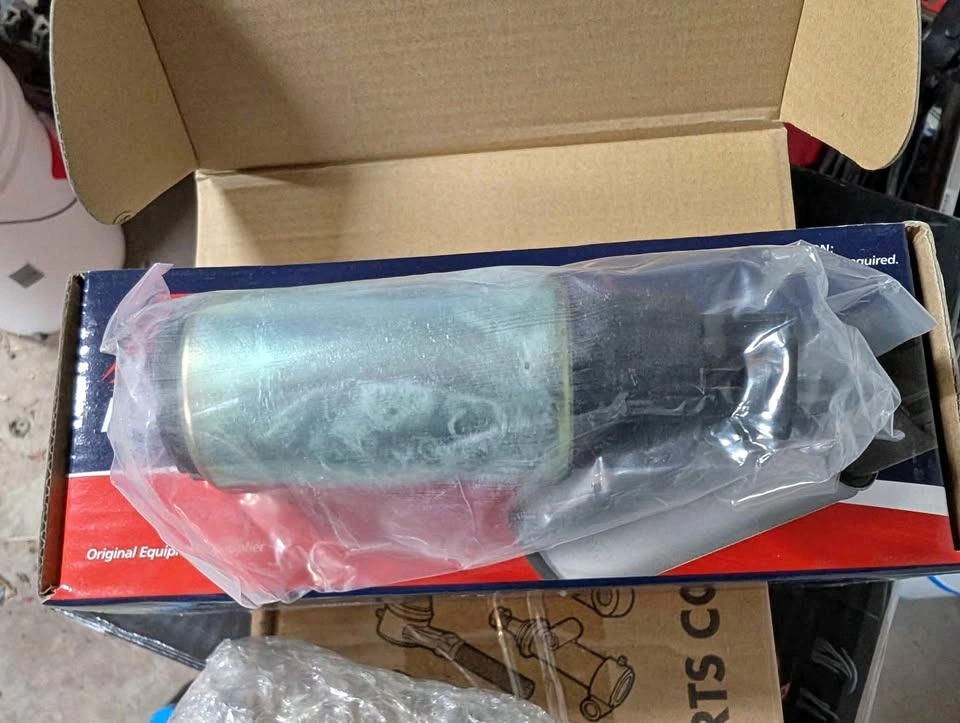 Fuel Pump BNIB for Various Japanese and Korean Vehicles