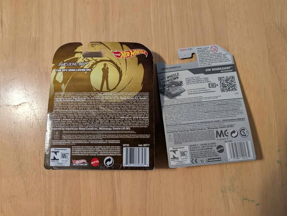Hot wheels James Bond Lotus Submarine - photo 2