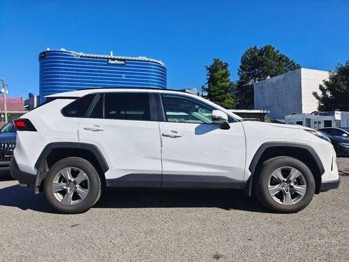 2025 Toyota RAV 4 XLE AWD - photo 5