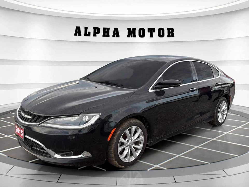 2015 Chrysler 200 - photo 2