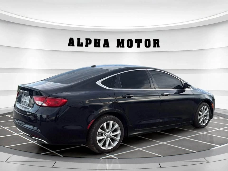 2015 Chrysler 200 - photo 5