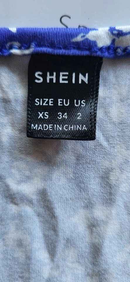 SHEIN Floral Smocked Midi Dress - photo 2