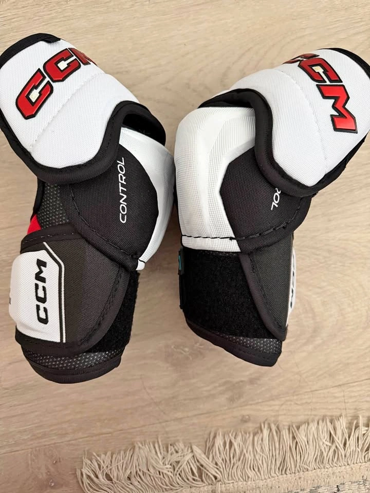 Like-New CCM Jetspeed Elbow Pads — Size Small (Used Once)