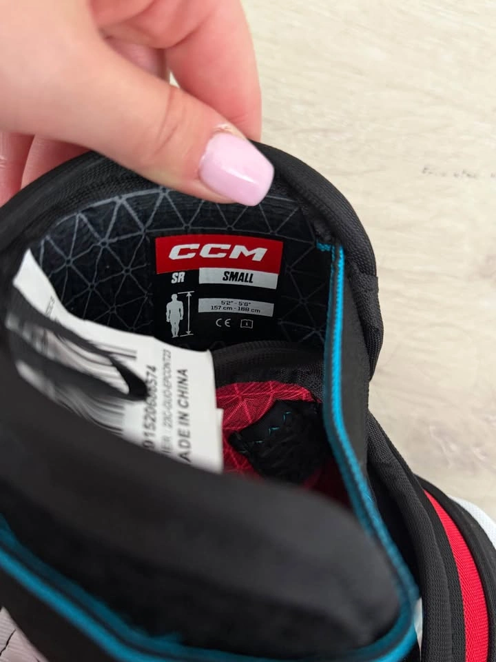 Like-New CCM Jetspeed Elbow Pads — Size Small (Used Once) - photo 4