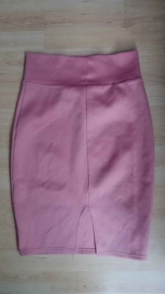 Pink High-Waisted Pencil Skirt with Slit - photo 2