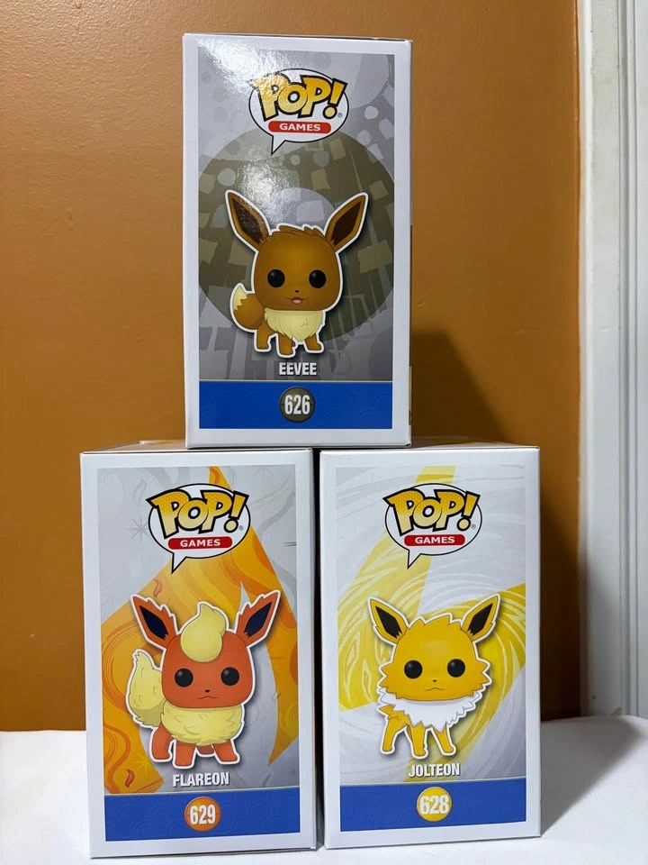 Funko Pop Pokémon Eevee, Flareon, Jolteon Diamond Collection - photo 3