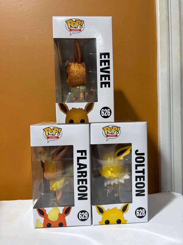 Funko Pop Pokémon Eevee, Flareon, Jolteon Diamond Collection - photo 4