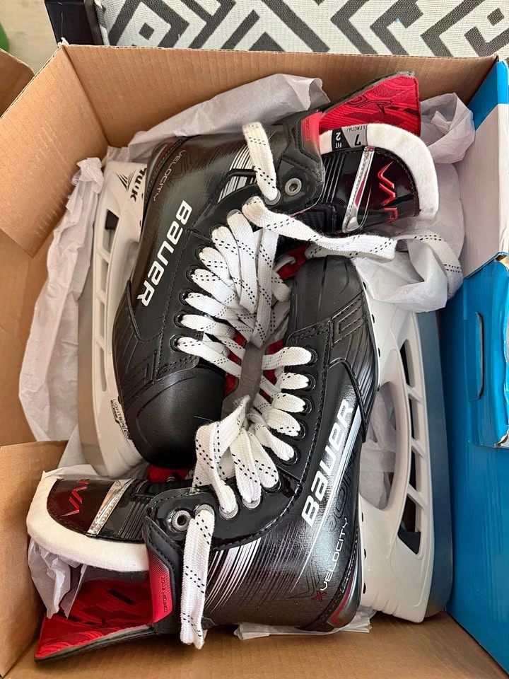 Bauer Vapor Velocity S23 Skates — Size 7 — $400 OBO