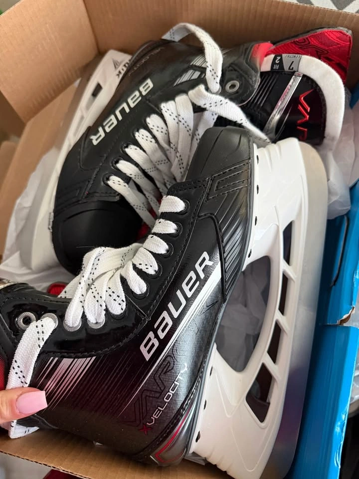 Bauer Vapor Velocity S23 Skates — Size 7 — $400 OBO - photo 4