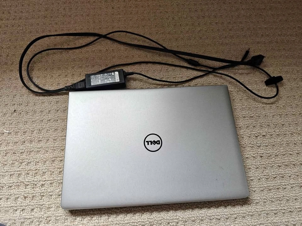 Old Dell Laptop with i5 processor/ can be parted out