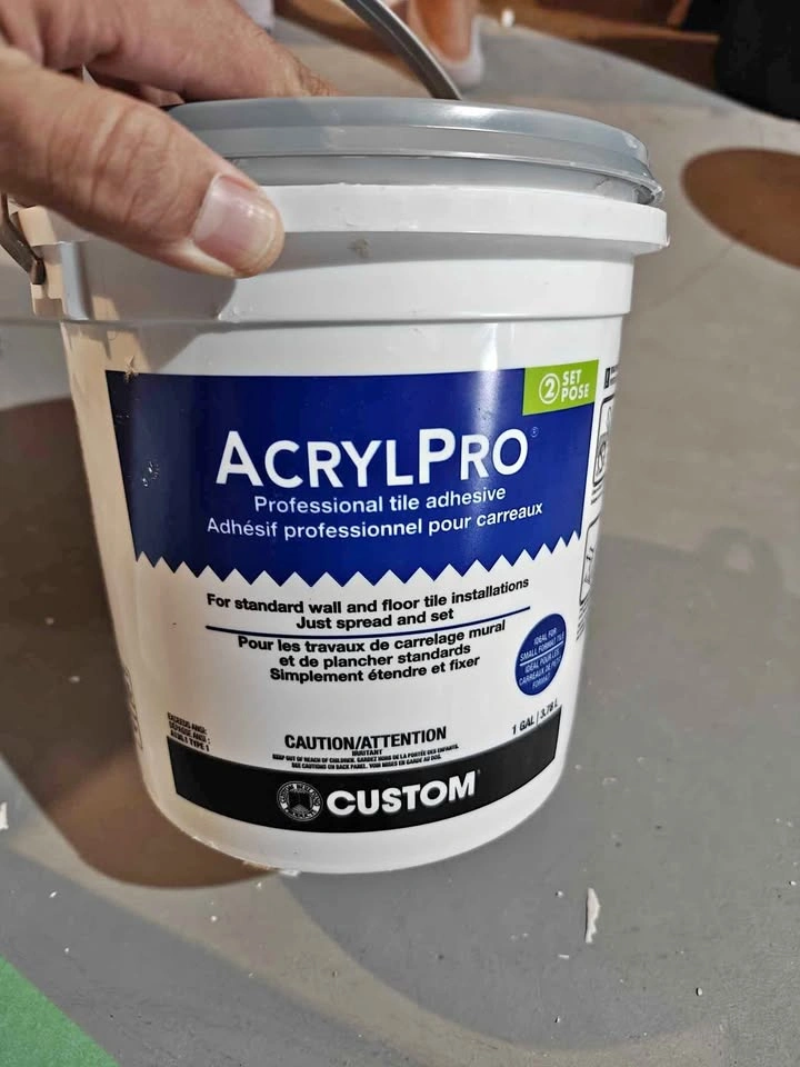 Professional tile adhesive